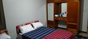 Singhs apartment double budget shared room